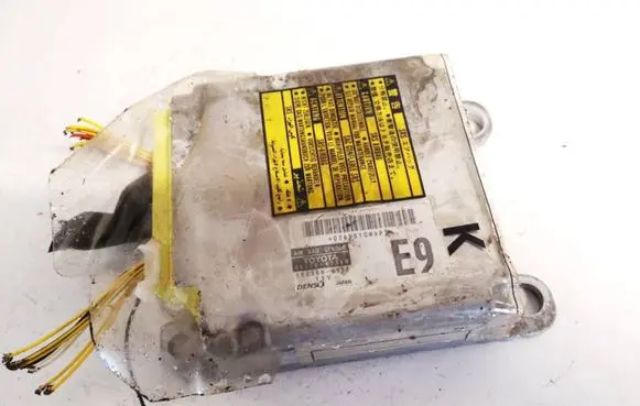 Toyota Prius (XW20) Airbag control unit/module 8917047390