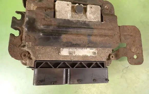 Saab 9-3 Ver2 Engine control unit/module ECU 55558457
