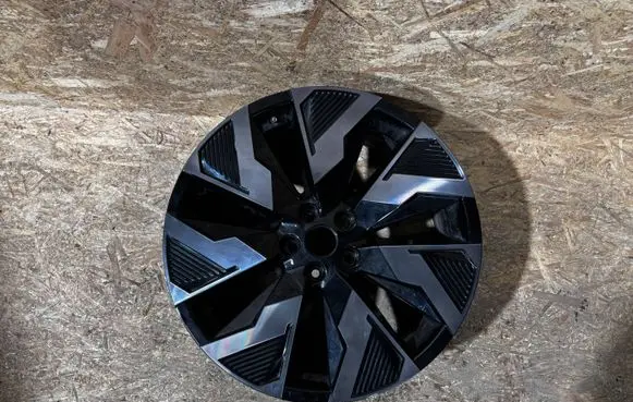 Renault Austral R20 alloy rim 403005760R K80686K