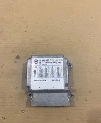 Volkswagen Touran I Airbag control unit/module 1T0909605D 5WK43828 02H021S0100
