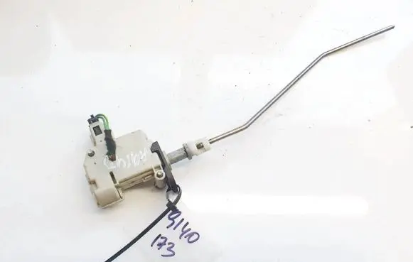 Audi A6 S6 C6 4F Central locking motor 4f0862153