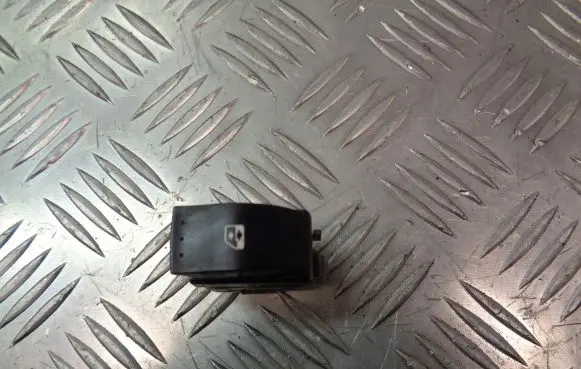 Renault Espace IV Quarter vent window switch 
