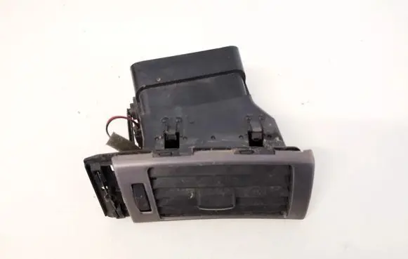 Audi A6 S6 C5 4B Dash center air vent grill 4B1820902