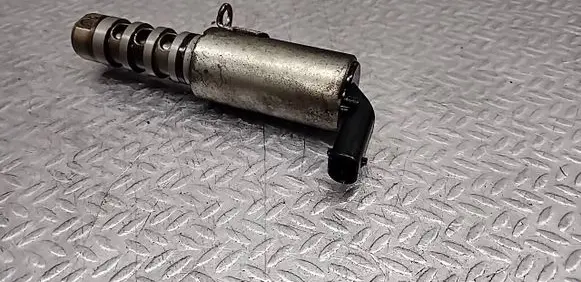 Audi A6 S6 C6 4F Camshaft vanos timing valve 06E109257L