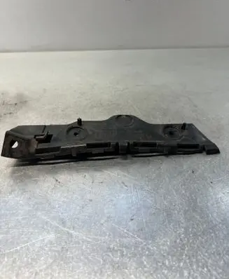 Mitsubishi Colt Bumper support mounting bracket corner 6410A691