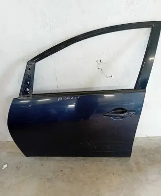Mitsubishi Grandis Front door