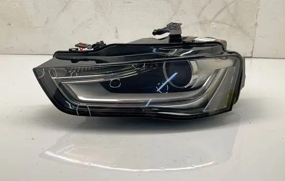 Audi A4 S4 B8 8K Headlight/headlamp 8K0941005C