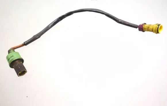 Audi A6 S6 C4 4A Air conditioning (A/C) pressure sensor 8A0959482AB