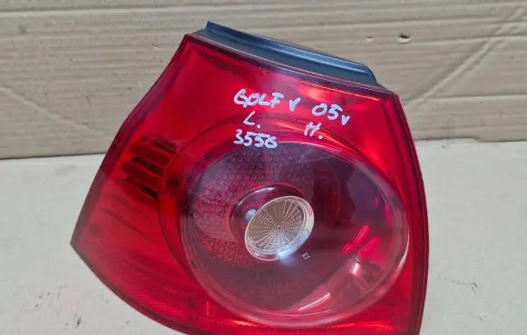 Volkswagen Golf V Rear/tail lights 028490102A 1K6945095E 01054089