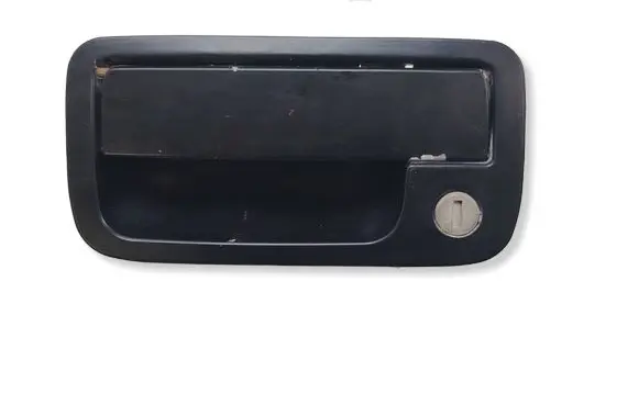Volkswagen Amarok Tailgate release/open handle 141136