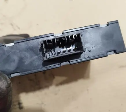 BMW 1 E81 E87 Gearbox control unit/module 8ES00947920 6142912708801