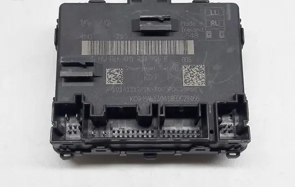 Audi A8 S8 D5 Door control unit/module 4M1959795B