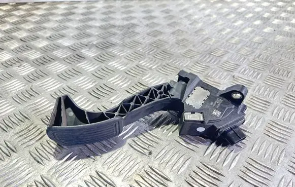 Toyota Auris E180 Accelerator throttle pedal 7811002120