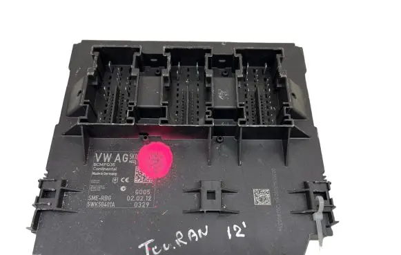 Volkswagen Golf VI Comfort/convenience module 5k0937084h