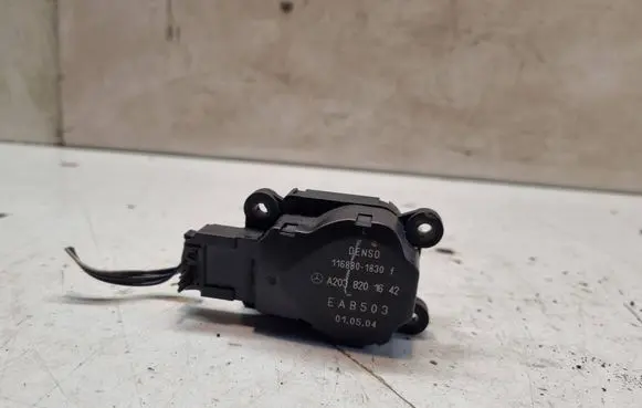 Mercedes-Benz ML W163 Air flap motor/actuator 1168801830 A2038201642 EAB503