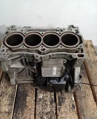 Audi A3 S3 A3 Sportback 8P Engine 04E103023P CMB