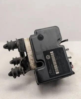Volkswagen Golf V ABS Pump 1K0614117H