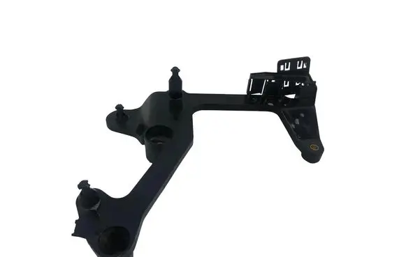 Volkswagen PASSAT B8 Air filter cleaner box bracket assembly 3Q0129671A