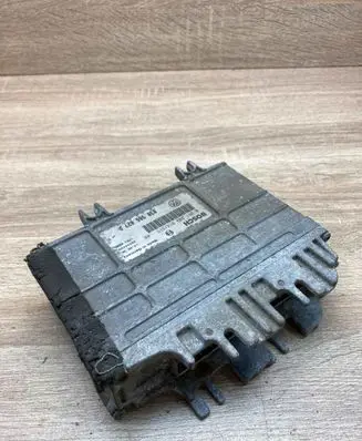 Volkswagen Polo III 6N 6N2 6NF Engine control unit/module ECU 030906027P 0261203914