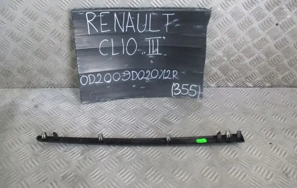 Renault Clio III Dashboard glove box trim 8200407880