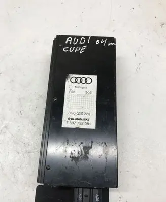Audi A8 S8 D3 4E Sound amplifier 8H0035223