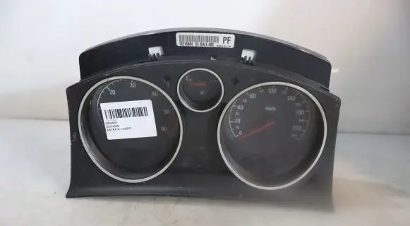 Opel Astra H Clock 