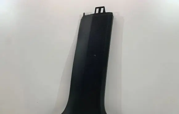 (B) pillar trim (bottom)
