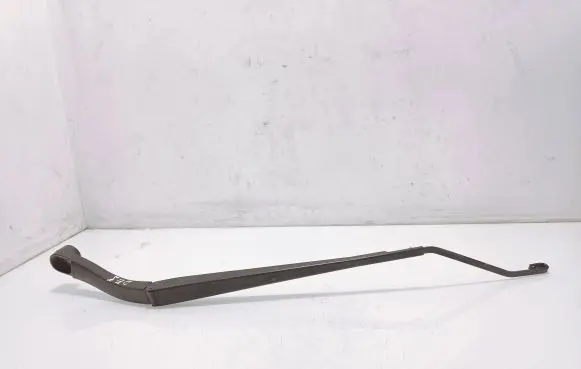 Opel Insignia A Front wiper blade arm 13227399