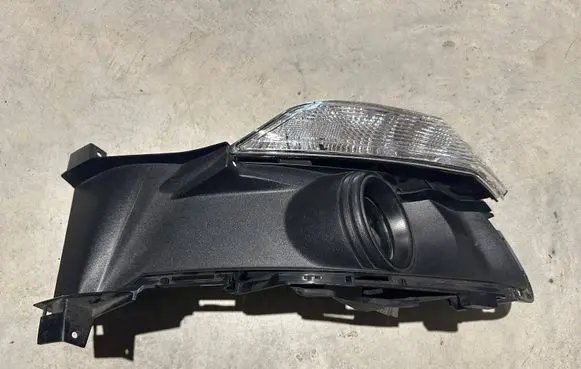 Ford Mustang VI Front fog light FR3Z17E810BA FR3Z13200A FR3Z15266A