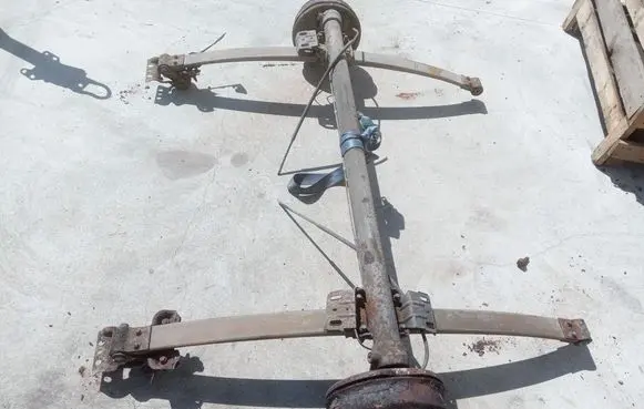 Renault Master II Rear axle beam 