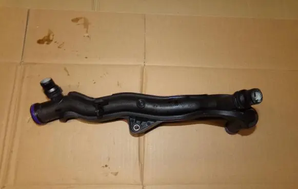 Peugeot 2008 I Engine coolant pipe/hose 9675849580