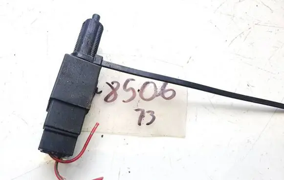 Renault Espace III Brake pedal sensor switch
