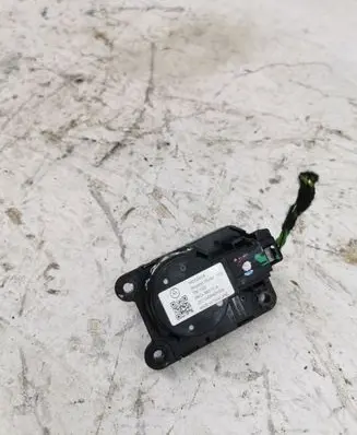 Opel Corsa F A/C air flow flap actuator/motor 16000458