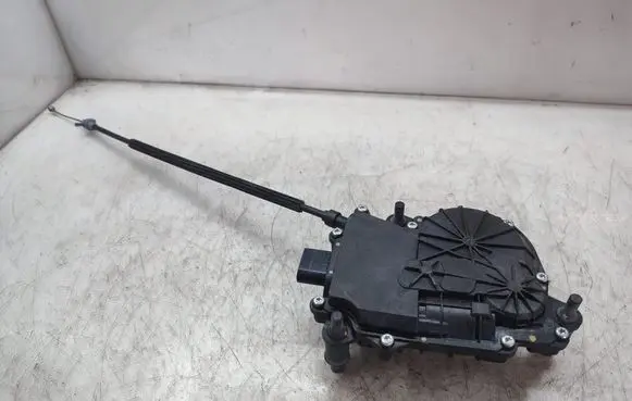 Jaguar XF X260 Front door soft close latching motor C39813000 JLRX260