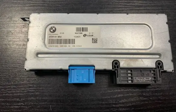BMW 5 F10 F11 Gateway control module 9247398