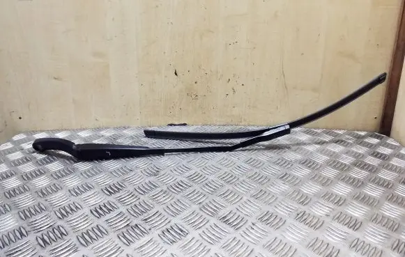 Audi A3 S3 8V Front wiper blade arm 8V1955407