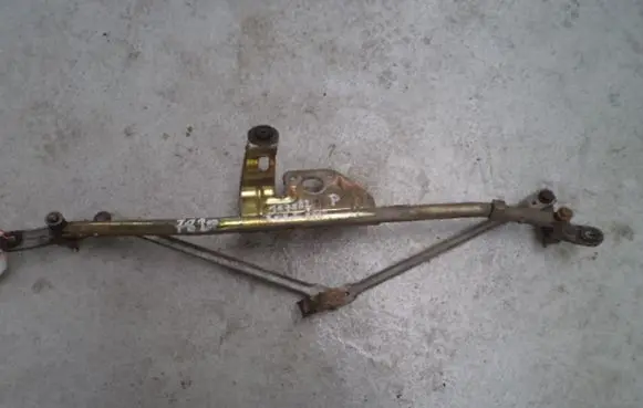 Seat Toledo I (1L) Front wiper linkage and motor