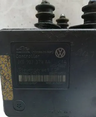Volkswagen Touran I ABS Pump 1K0907379AA