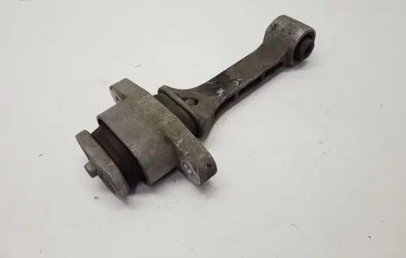 Hyundai ix35 Engine mount bracket 219572S000