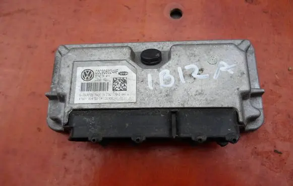 Seat Ibiza III (6L) Engine control unit/module 03C906024AF 6160142403 03C906024F