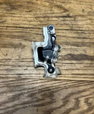 Opel Crossland X Timing belt guard (cover) 9815884380