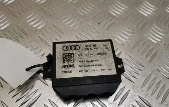 Audi A8 S8 D4 4H GPS navigation control unit/module 4H0907440