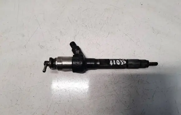 Mazda CX-7 Fuel injector 001101N0396