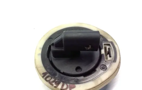Volkswagen Golf VI Airbag deployment crash/impact sensor 5K0959354