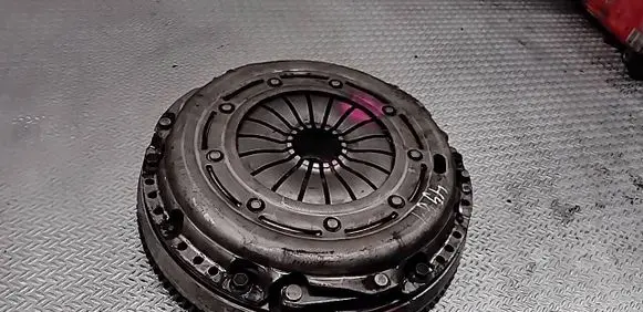 Ford C-MAX I Clutch set kit 3082000607 2294000660