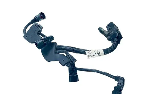 Toyota RAV 4 (XA50) Fuel injector wires 8212633050