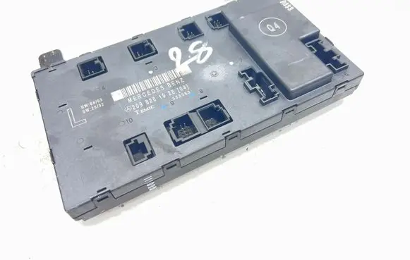 Mercedes-Benz CLK A209 C209 Door control unit/module 2098201926