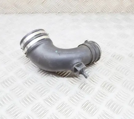 Maserati Ghibli Air intake duct part 670003846 70568491