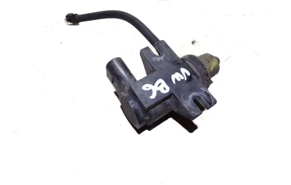 Volkswagen PASSAT B6 Turbo solenoid valve 1K0906627A