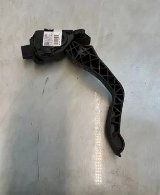 Citroen C3 Accelerator throttle pedal 9671433780